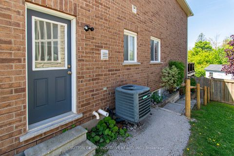 Photo 34 at 18 Graihawk Drive, Ardagh, Barrie