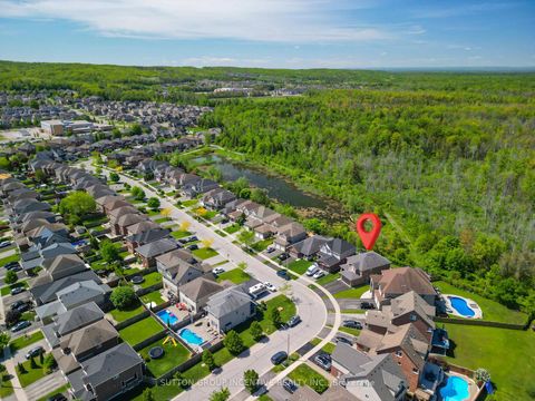 Photo 40 at 18 Graihawk Drive, Ardagh, Barrie