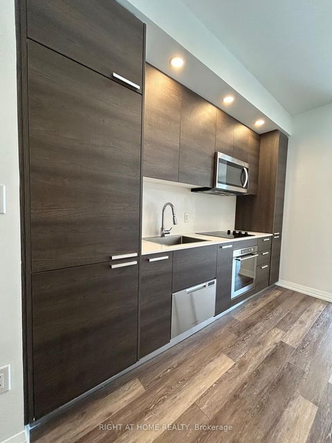 Photo 2 at 308 - 75 Canterbury Place, Willowdale West, Toronto