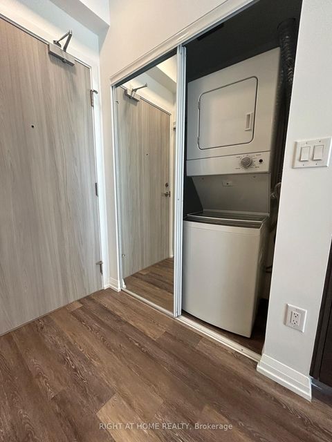 Photo 8 at 308 - 75 Canterbury Place, Willowdale West, Toronto