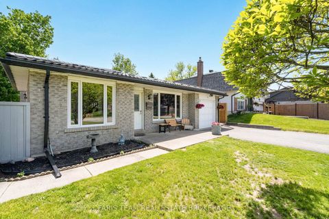 Photo 3 at 5 Fitzroy Terrace, Allandale Heights, Barrie