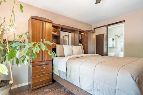 Photo 17 at 5 Fitzroy Terrace, Allandale Heights, Barrie