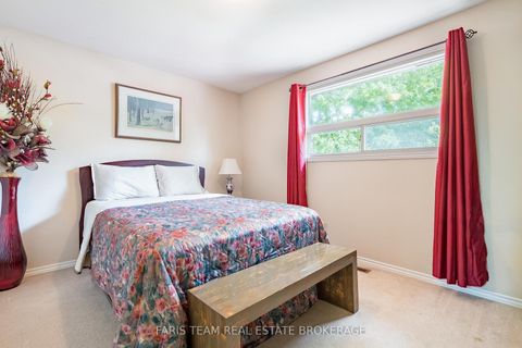 Photo 19 at 5 Fitzroy Terrace, Allandale Heights, Barrie
