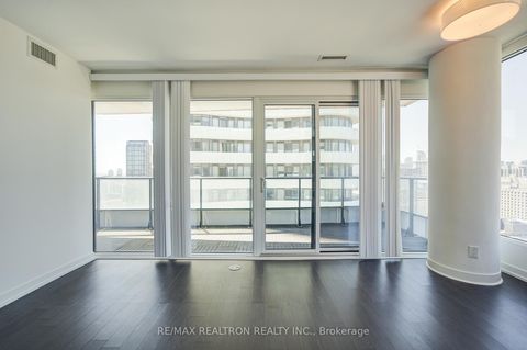 Photo 3 at 3303 - 85 Wood Street, Yonge Corridor, Toronto