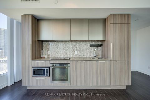 Photo 7 at 3303 - 85 Wood Street, Yonge Corridor, Toronto