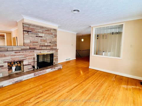 Photo 18 at 77 Riverside Boulevard, Uplands, Vaughan