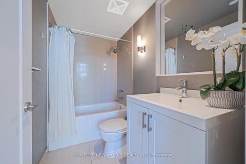 Photo 15 at 809 - 18 Graydon Hall Drive, Donalda, Toronto