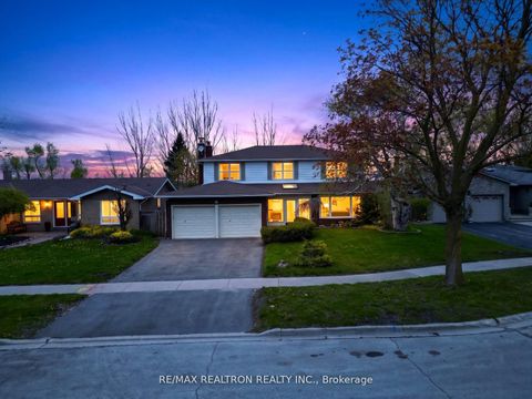 Photo 0 at 18 Debra Crescent, Allandale Heights, Barrie