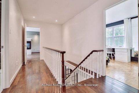 Photo 19 at 18 Debra Crescent, Allandale Heights, Barrie