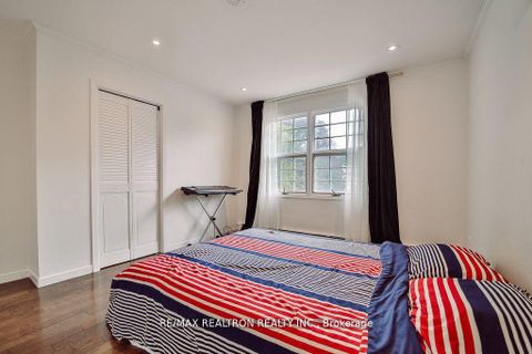 Photo 28 at 18 Debra Crescent, Allandale Heights, Barrie