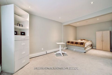Photo 35 at 18 Debra Crescent, Allandale Heights, Barrie