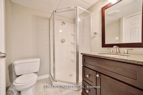 Photo 37 at 18 Debra Crescent, Allandale Heights, Barrie