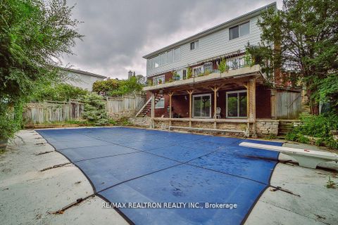 Photo 40 at 18 Debra Crescent, Allandale Heights, Barrie