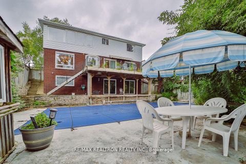 Photo 41 at 18 Debra Crescent, Allandale Heights, Barrie
