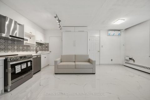 Photo 5 at G8 - 5 Parkway Forest Drive, Henry Farm, Toronto