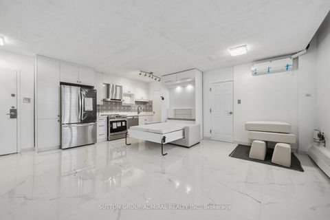 Photo 11 at G8 - 5 Parkway Forest Drive, Henry Farm, Toronto