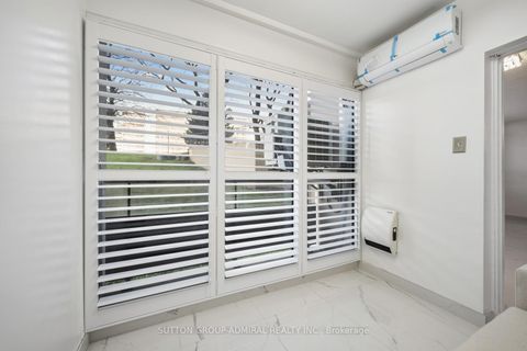 Photo 13 at G8 - 5 Parkway Forest Drive, Henry Farm, Toronto