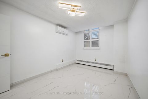 Photo 20 at G8 - 5 Parkway Forest Drive, Henry Farm, Toronto