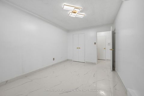 Photo 21 at G8 - 5 Parkway Forest Drive, Henry Farm, Toronto