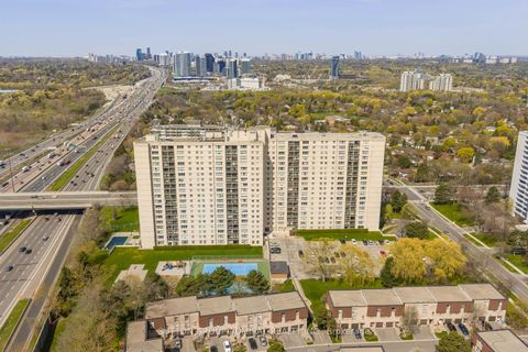 Photo 34 at G8 - 5 Parkway Forest Drive, Henry Farm, Toronto