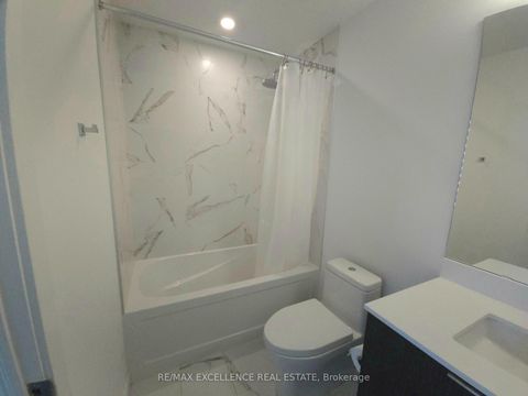 Photo 17 at S617 - 8 Olympic Garden Drive, Newtonbrook East, Toronto