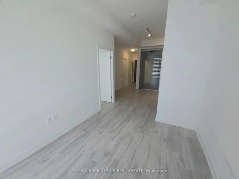 Photo 19 at S617 - 8 Olympic Garden Drive, Newtonbrook East, Toronto