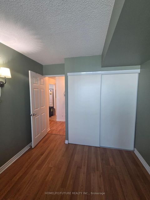 Photo 7 at 1209 - 1 Lee Centre Drive, Woburn, Toronto