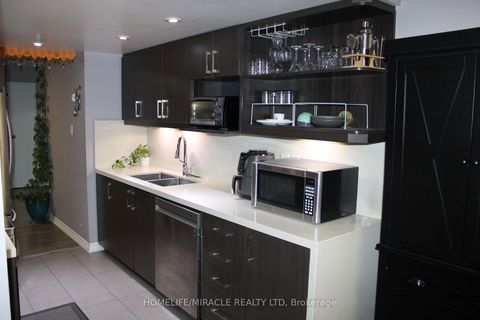 Photo 8 at 1211 - 3 Rowntree Road, Jamestown, Toronto