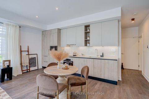 Photo 8 at 4 - 66 Long Branch Avenue, Long Branch, Toronto