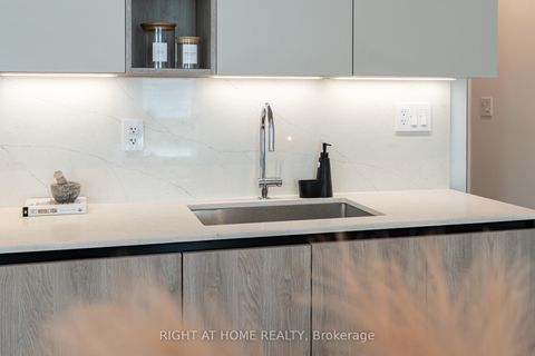 Photo 16 at 4 - 66 Long Branch Avenue, Long Branch, Toronto