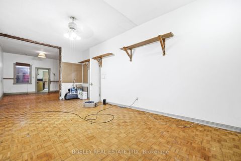 Photo 17 at 717 Richmond Street W, Niagara, Toronto