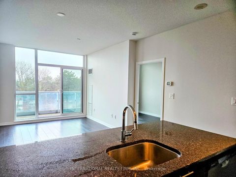 Photo 5 at 204 - 66 FOREST MANOR Road, Henry Farm, Toronto