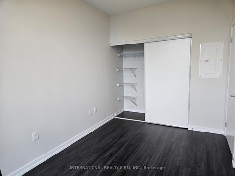 Photo 8 at 204 - 66 FOREST MANOR Road, Henry Farm, Toronto