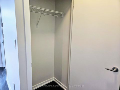 Photo 12 at 204 - 66 FOREST MANOR Road, Henry Farm, Toronto