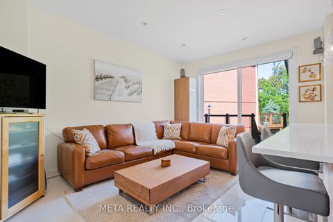 Photo 14 at 25 Crispin Court, Buttonville, Markham