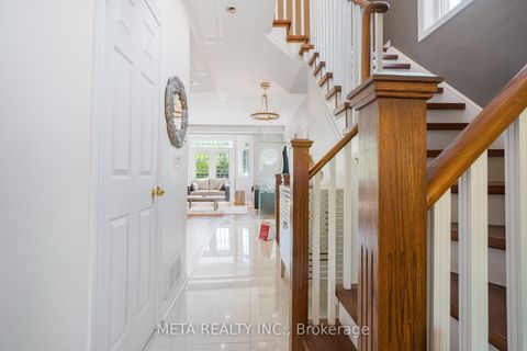 Photo 17 at 25 Crispin Court, Buttonville, Markham