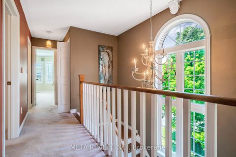 Photo 24 at 25 Crispin Court, Buttonville, Markham