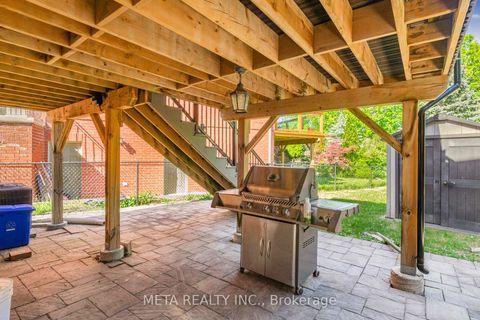 Photo 32 at 25 Crispin Court, Buttonville, Markham