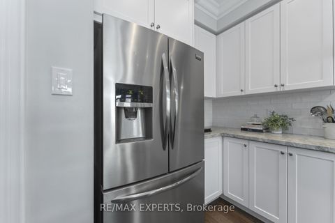 Photo 14 at 30 Zenith Avenue, Kleinburg, Vaughan
