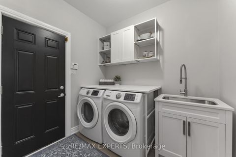 Photo 21 at 30 Zenith Avenue, Kleinburg, Vaughan