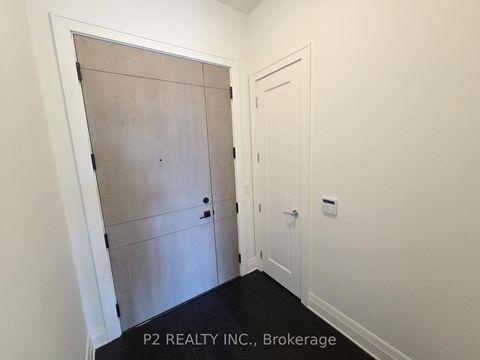 Photo 8 at 407 - 2 Forest Hill Road, Casa Loma, Toronto