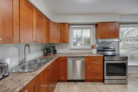 Photo 4 at 30 - 220 Ormond Drive, Samac, Oshawa
