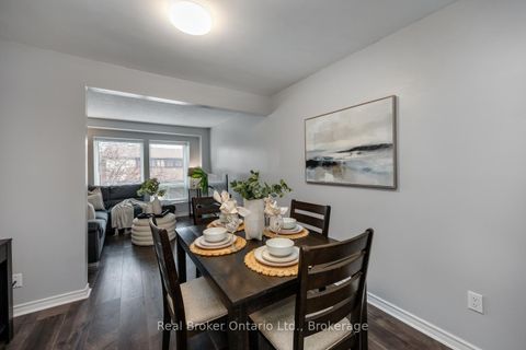 Photo 9 at 30 - 220 Ormond Drive, Samac, Oshawa