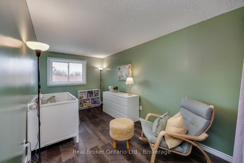 Photo 15 at 30 - 220 Ormond Drive, Samac, Oshawa