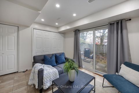 Photo 19 at 30 - 220 Ormond Drive, Samac, Oshawa