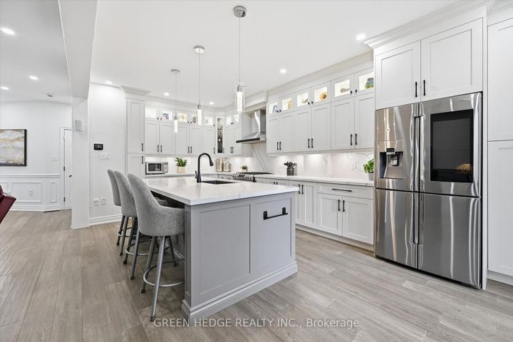 Photo 10 at 5 - 4360 Millcroft Park Drive, Rose, Burlington