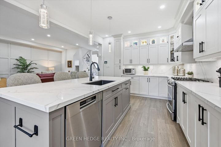 Photo 12 at 5 - 4360 Millcroft Park Drive, Rose, Burlington