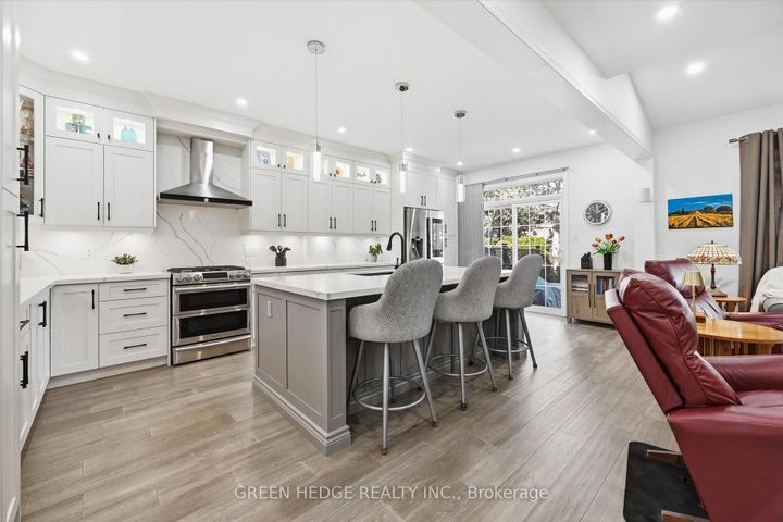Photo 17 at 5 - 4360 Millcroft Park Drive, Rose, Burlington