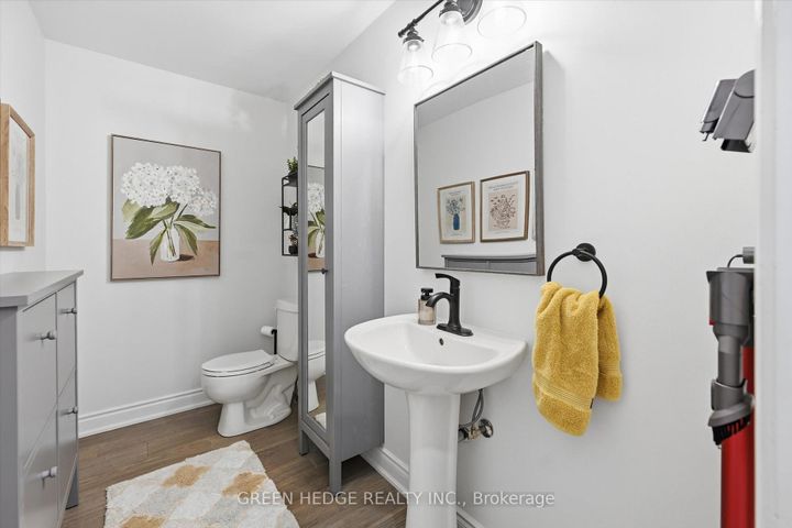 Photo 18 at 5 - 4360 Millcroft Park Drive, Rose, Burlington