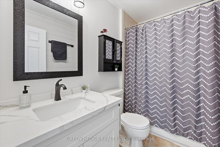 Photo 36 at 5 - 4360 Millcroft Park Drive, Rose, Burlington